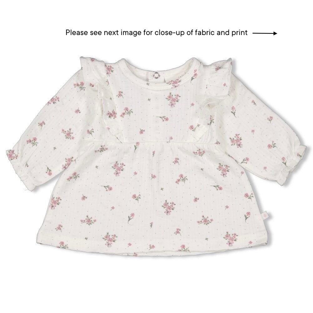 BLOSSOM - Seersucker Allover Print Ruffles Top