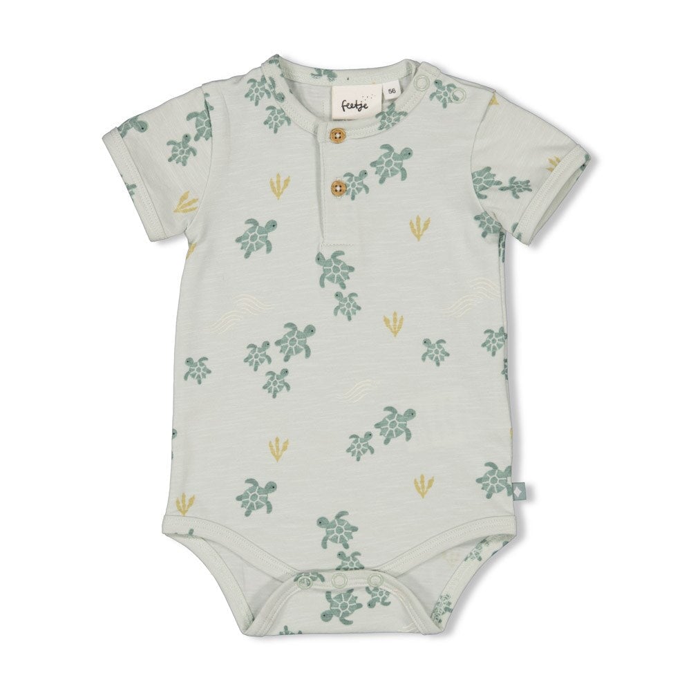 TURTELLY COOL - Allover Print Slub Yarn Placket Body