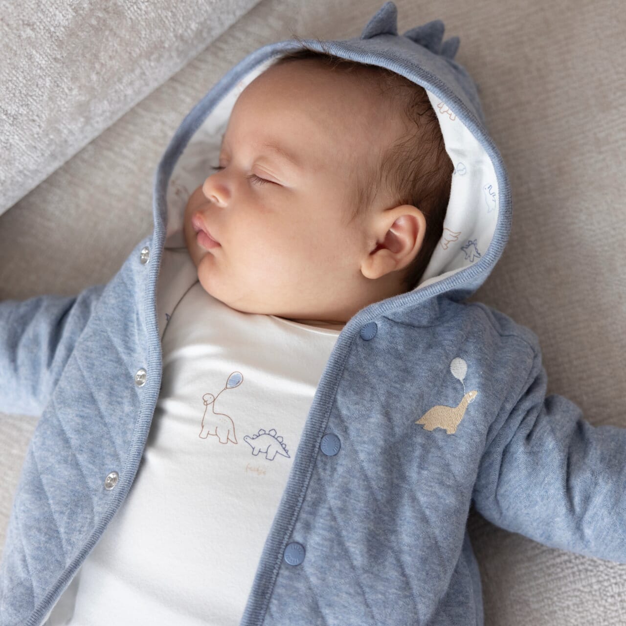 A-ROARABLE Reversible Jacket with Hood