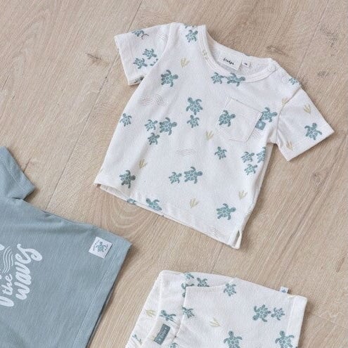 TURTELLY COOL - Allover Print "Fancy Fabric" Knit Top