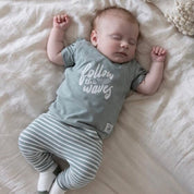 TURTELLY COOL - "Follow the Waves" Embroidered Retro Top