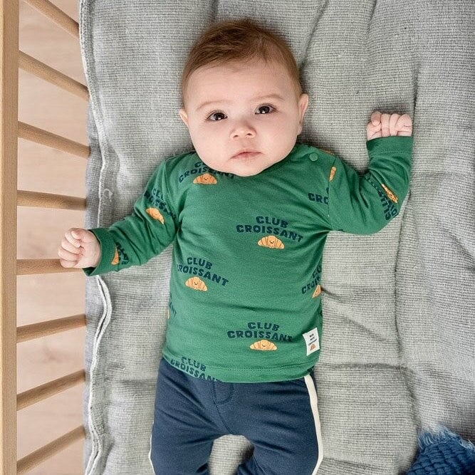 CLUB CROISSANT - Allover Print "Peached Inside" Jersey Top