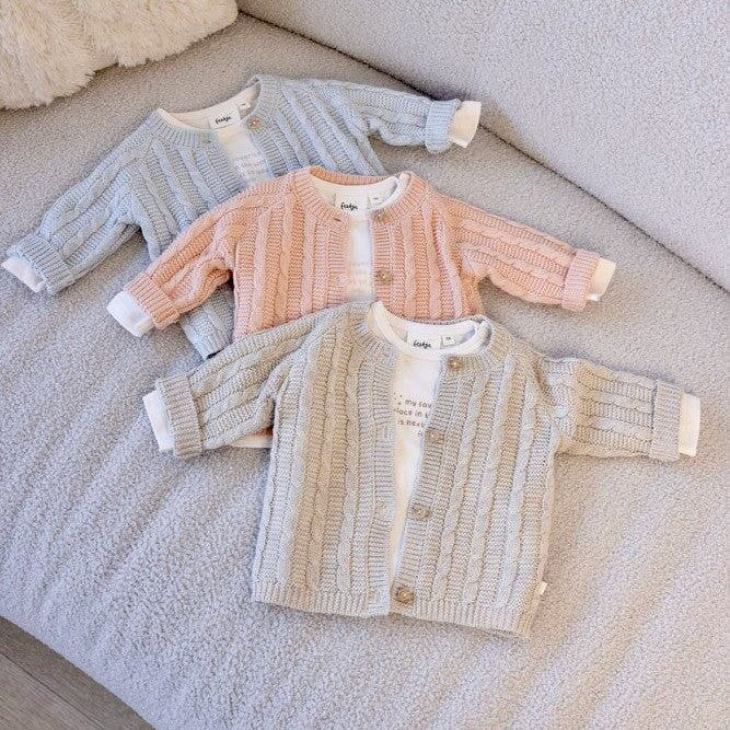 THE KNITS - Cardigan Homespun Style Cable Knit Sweater