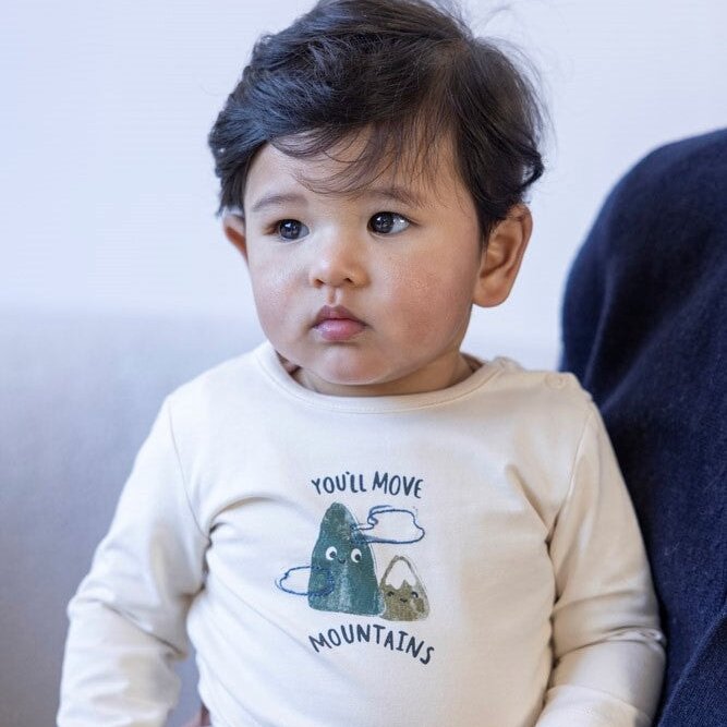 MOUNTAIN - "You'll Move Mountains" Fashion Top