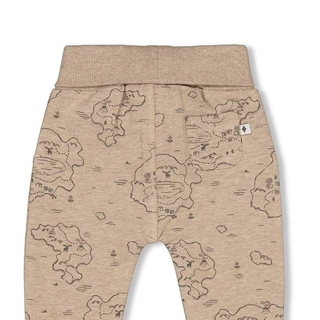 CAMP WILDERNESS - Signature Allover Print French Terry Pants